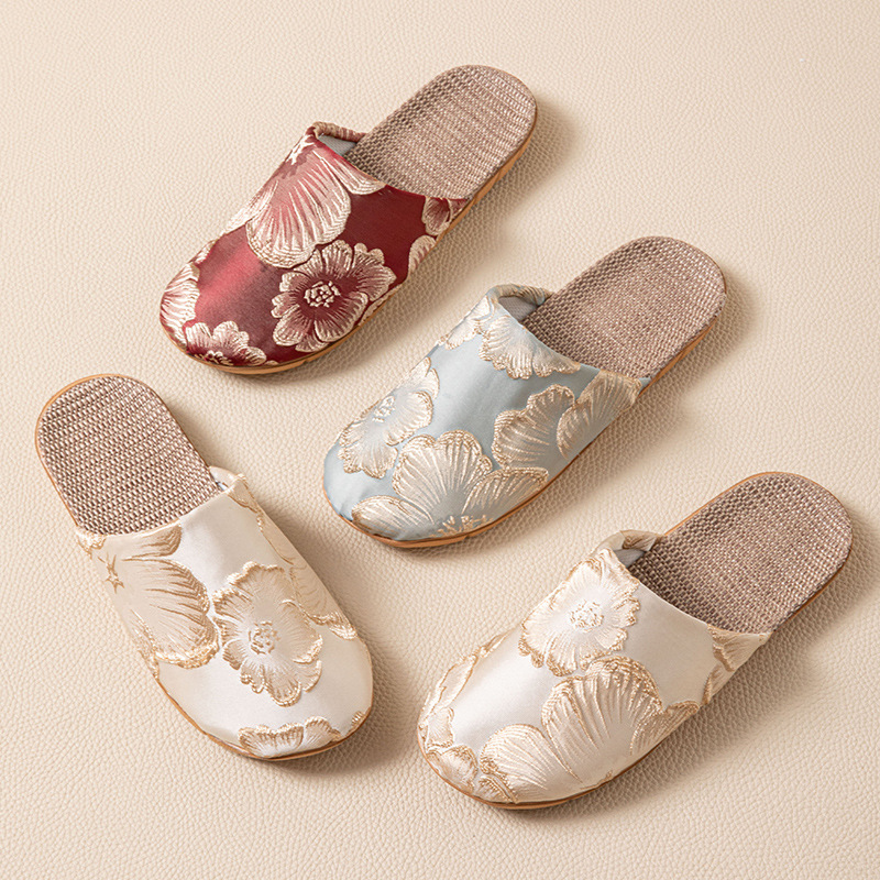 Chinelos de Seda para Mulheres - Mule Slip On avaliação e preço